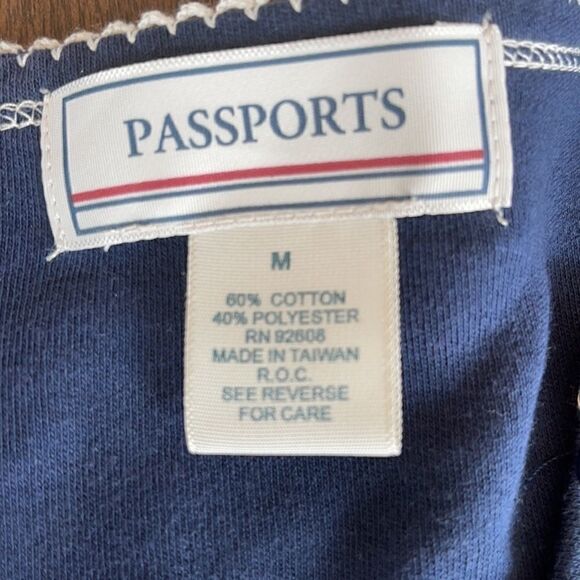 NWT Passports Women’s Top Size M - Picture 6 of 6